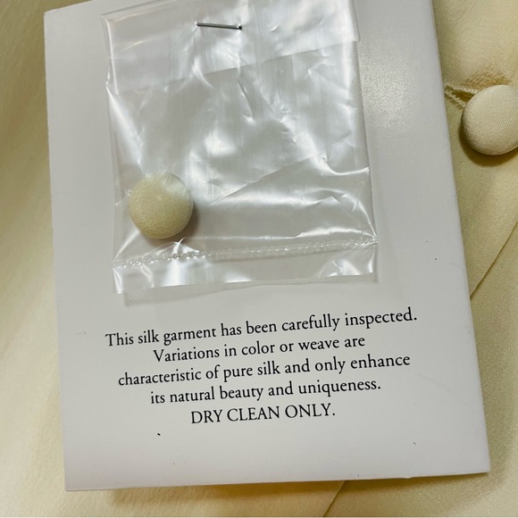 NWT Diane Von Furstenburg Cream Sheer 100% Silk Button Blouse Tunic Sz 1X - Picture 4 of 8
